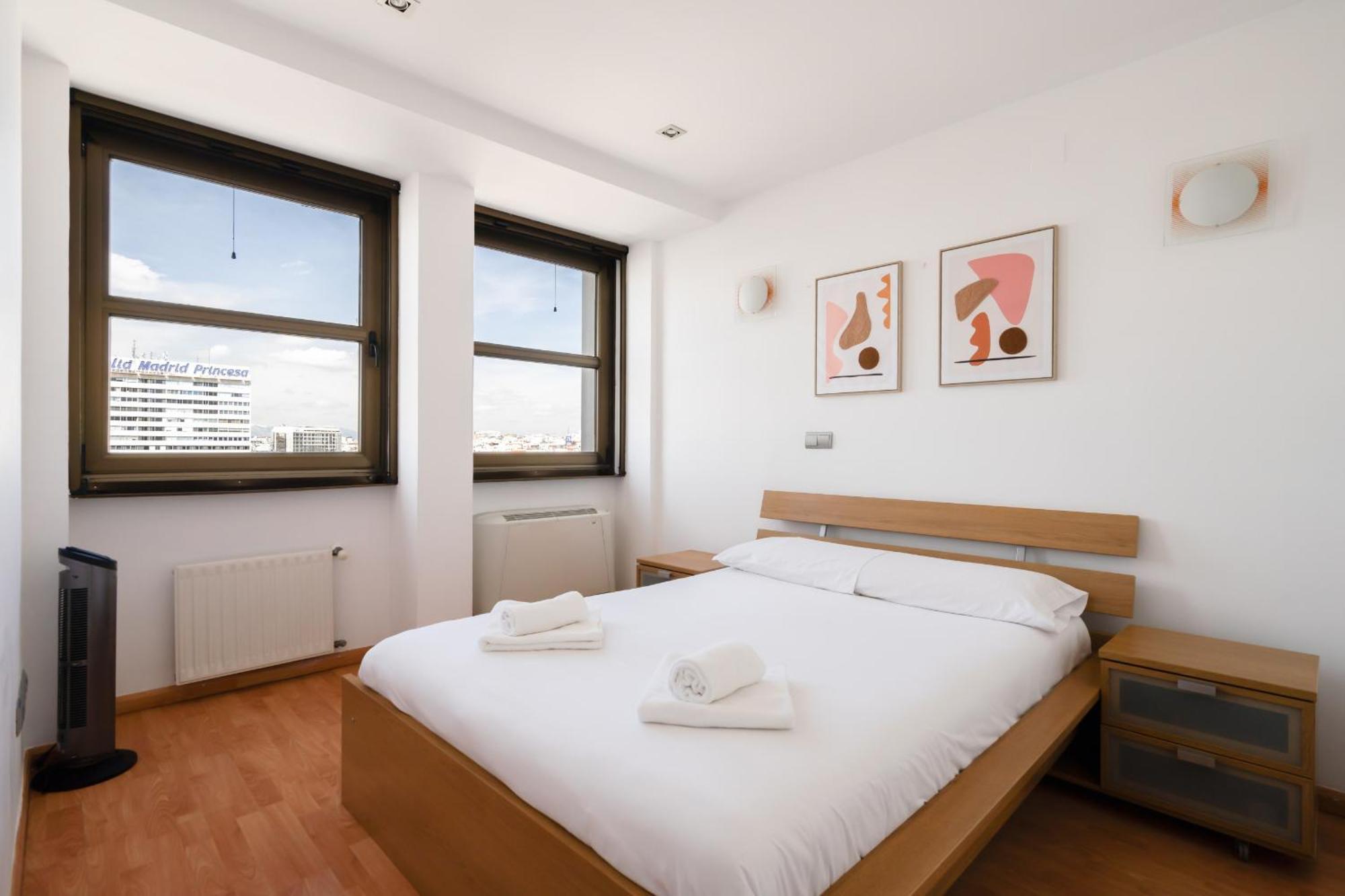 Apartamento En Plaza De Espana Alquiler Temporal Madryt Zewnętrze zdjęcie